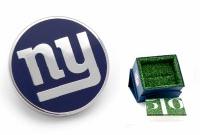 NY Giants Lapel pin in gift box